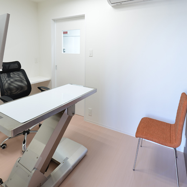 あだち動物病院 診察室